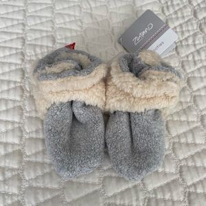Zutano COZIE FURRY GRIPPER BABY BOOTIE - HEATHER GRAY 12M NWT